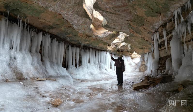 甘肅慶陽龍棲谷景區(qū)冰雪奇觀迎來最佳觀賞期